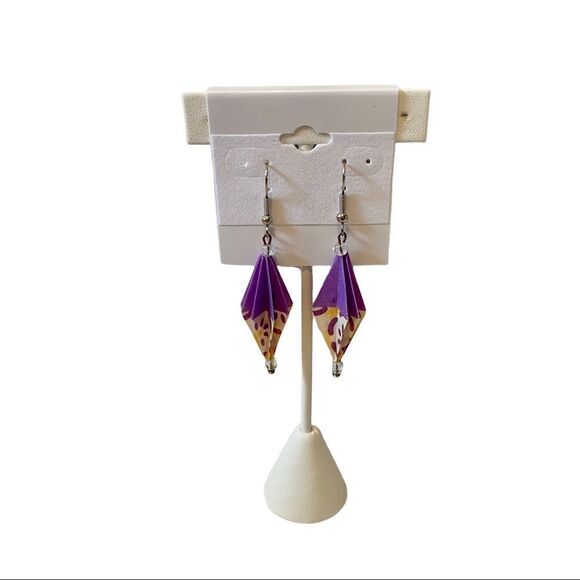 Lavender & Creme Colored Handcrafted Origami Earrings. - Picture 3 of 6